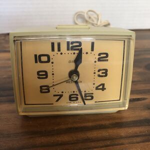 Vintage Westclox Bold II Dialite Electric Alarm Clock Made In USA Model 22286K